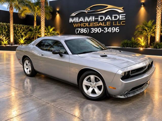 2014 Dodge Challenger SXT for sale in Miami, FL