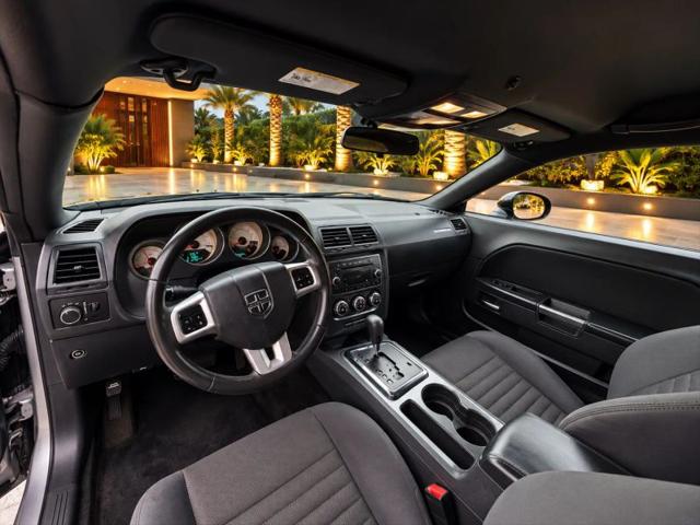 2014 Dodge Challenger SXT