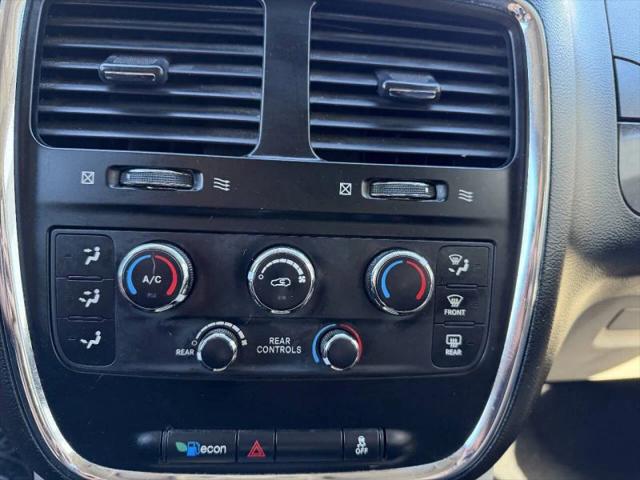2013 Dodge Grand Caravan SE