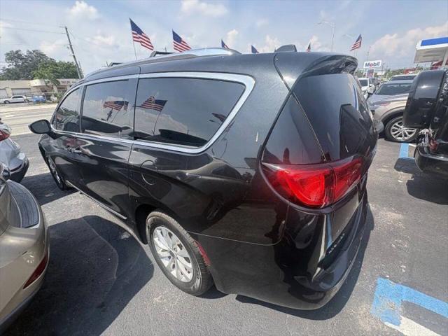 2019 Chrysler Pacifica Touring L