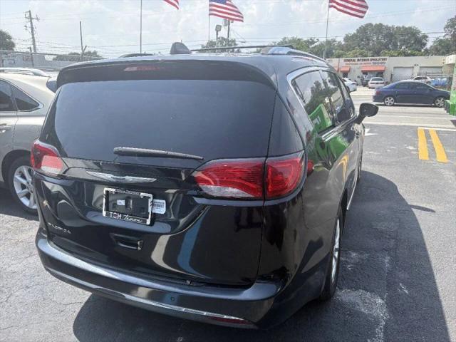 2019 Chrysler Pacifica Touring L