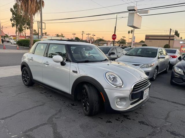 2016 MINI Hardtop Cooper