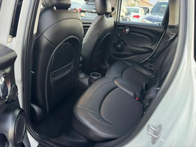 2016 MINI Hardtop Cooper