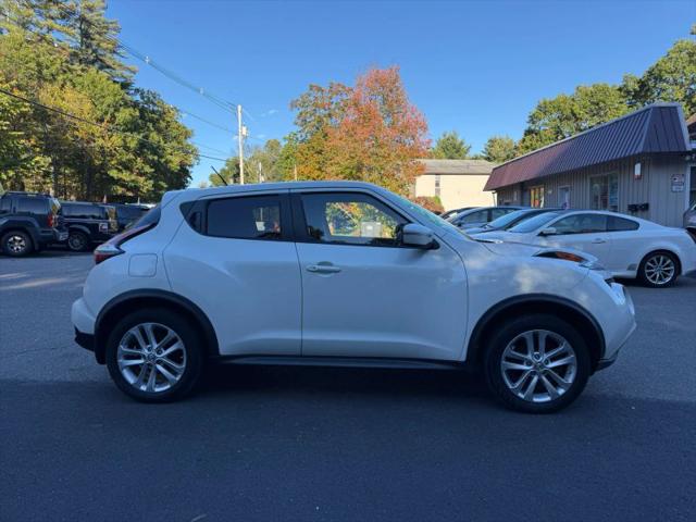 2015 Nissan JUKE SV