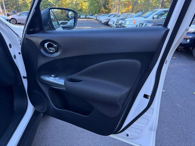 2015 Nissan JUKE SV
