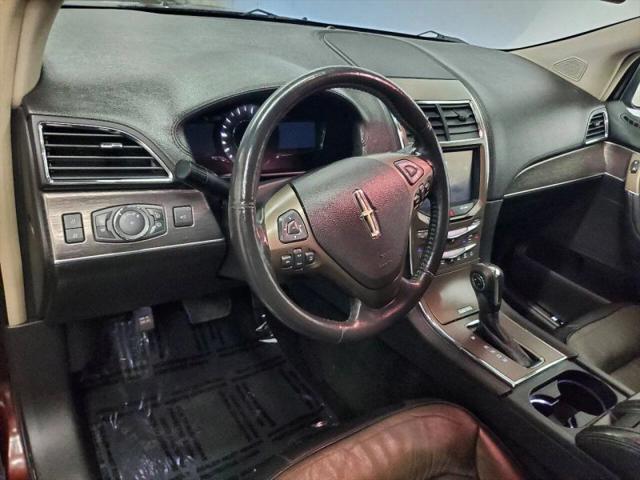 2012 Lincoln MKX Base
