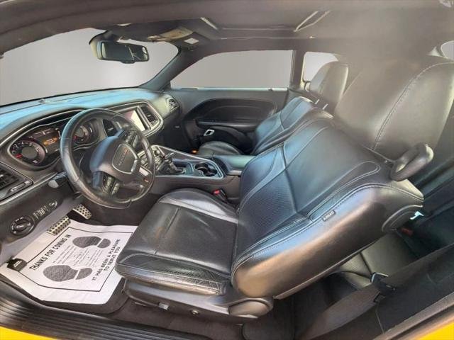 2018 Dodge Challenger SXT Plus