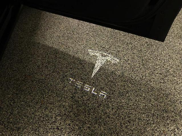 2018 Tesla Model X 75D