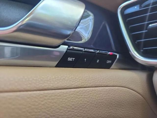 2011 Porsche Panamera 4