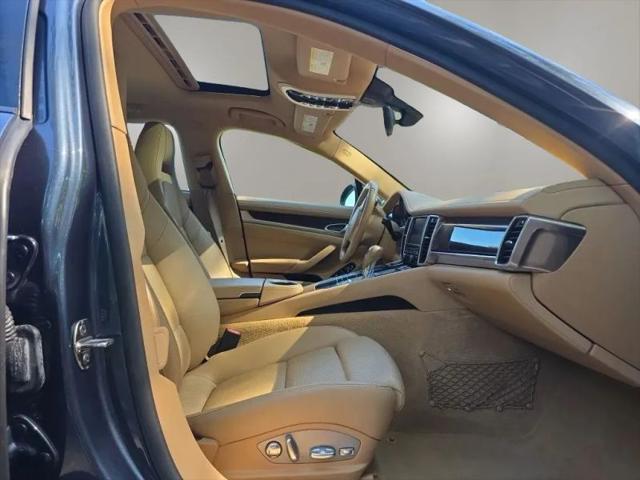 2011 Porsche Panamera 4