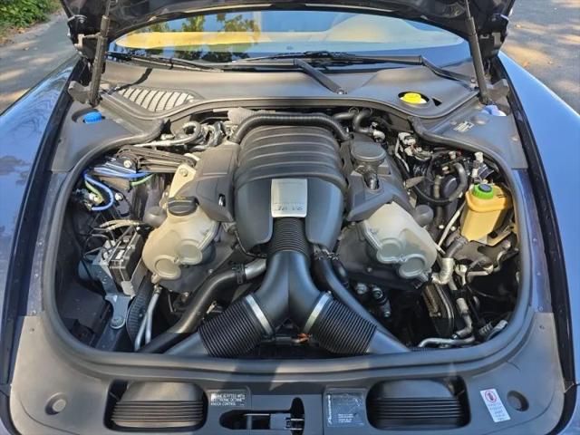 2011 Porsche Panamera 4