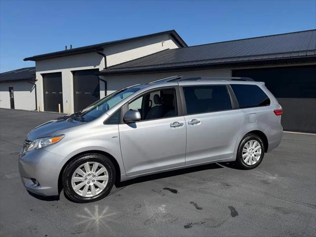 2017 Toyota Sienna XLE Premium 7 Passenger