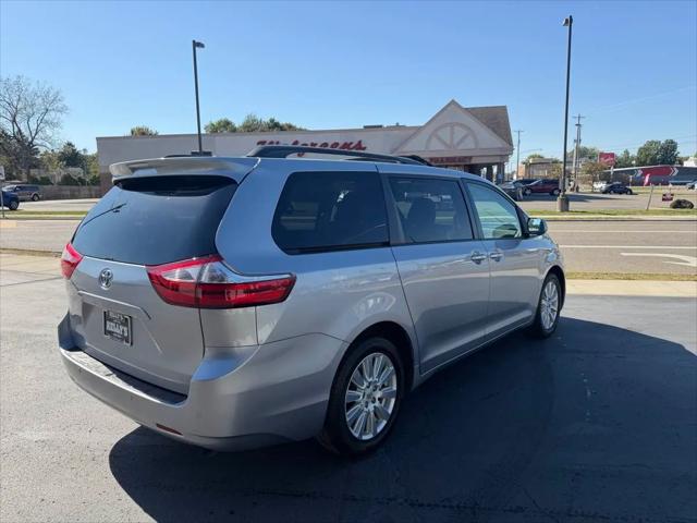 2017 Toyota Sienna XLE Premium 7 Passenger