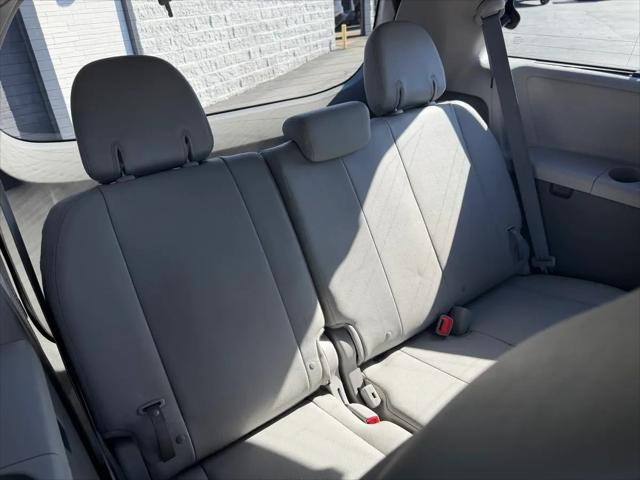 2017 Toyota Sienna XLE Premium 7 Passenger