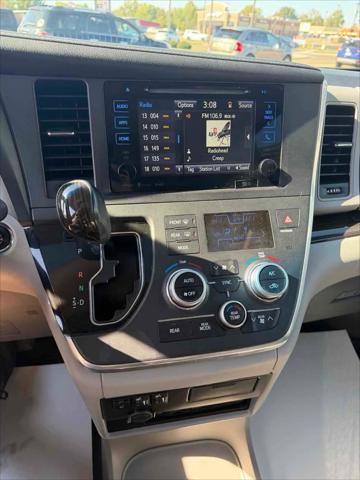 2017 Toyota Sienna XLE Premium 7 Passenger