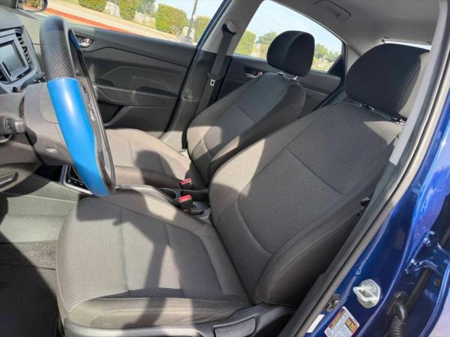 2020 Hyundai Accent SE