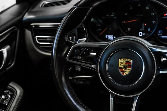 2020 Porsche Macan Base