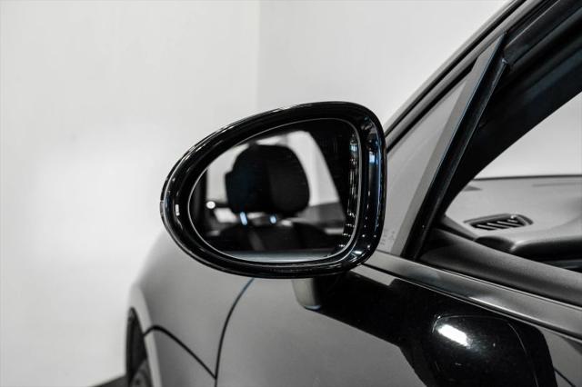 2020 Porsche Macan Base