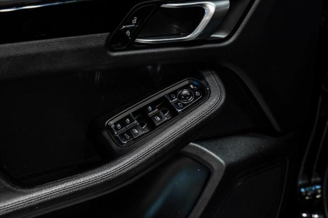 2020 Porsche Macan Base