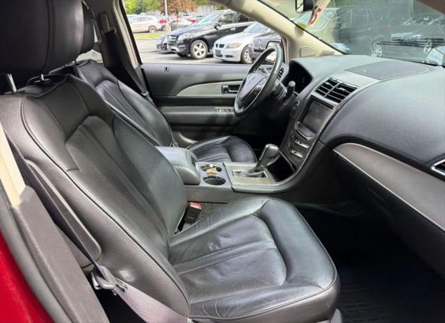 2013 Lincoln MKX Base