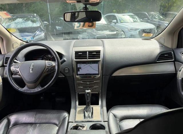2013 Lincoln MKX Base
