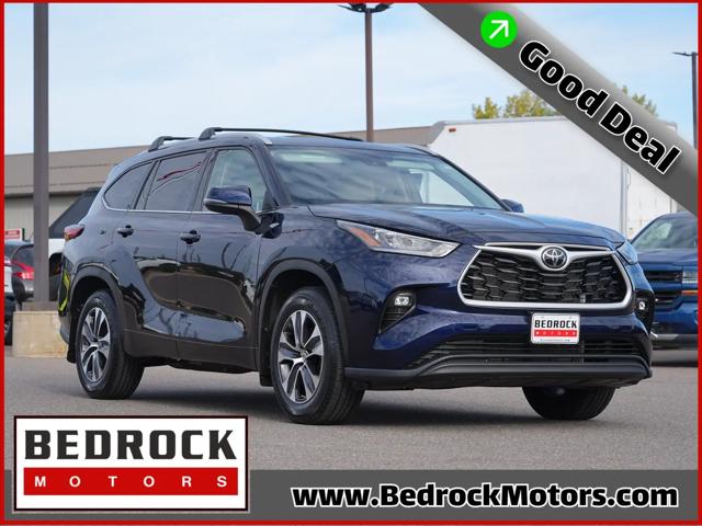 2022 Toyota Highlander XLE for sale in Rogers, MN