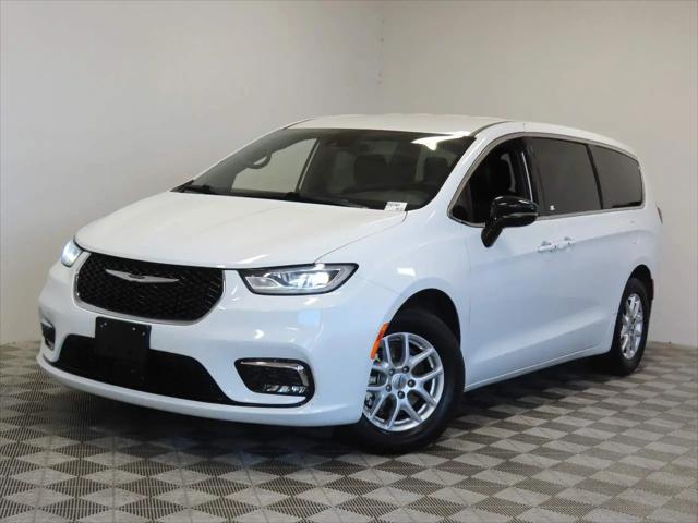2025 Chrysler Pacifica Select for sale in Phoenix, AZ