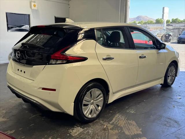 2025 Nissan LEAF S