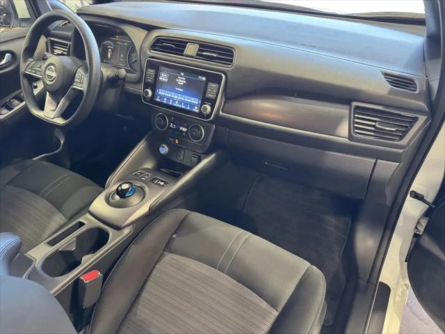 2025 Nissan LEAF S