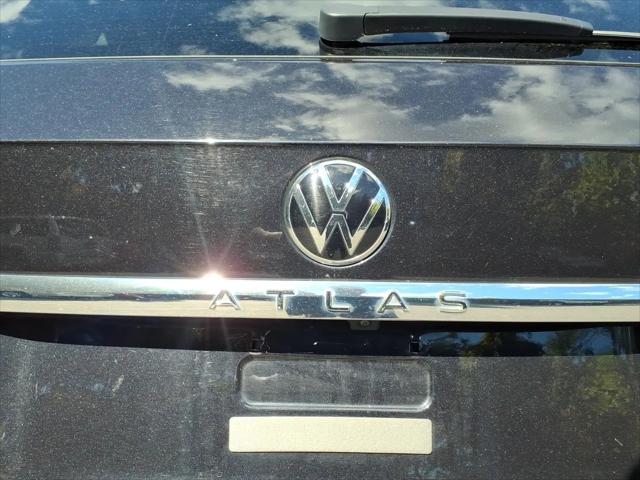 2021 Volkswagen Atlas 3.6L V6 SE w/Technology