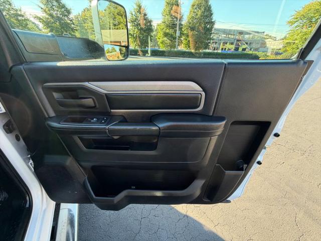 2021 Ram 3500 Tradesman/SLT
