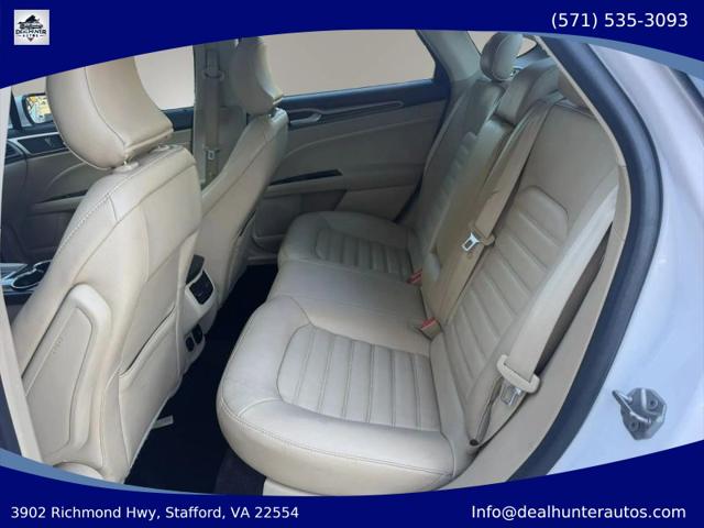 2016 Ford Fusion SE