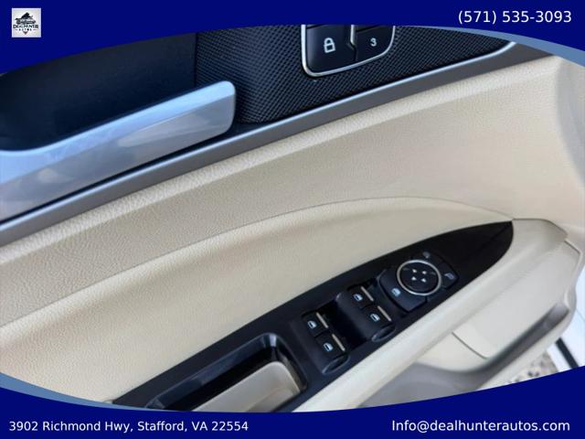 2016 Ford Fusion SE