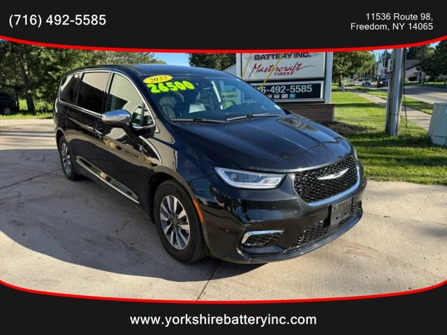 2023 Chrysler Pacifica Hybrid Limited for sale in Freedom, NY