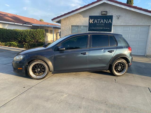 2012 Volkswagen Golf 2.5L 4-Door