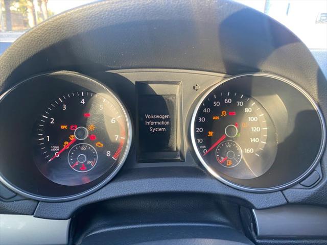 2012 Volkswagen Golf 2.5L 4-Door