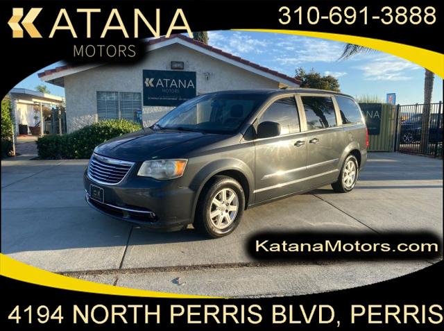 2012 Chrysler Town & Country Touring for sale in Perris, CA