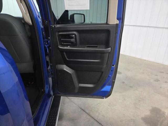 2019 Ram 1500 Classic Express Quad Cab 4x4 64 Box