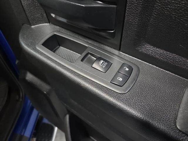 2019 Ram 1500 Classic Express Quad Cab 4x4 64 Box