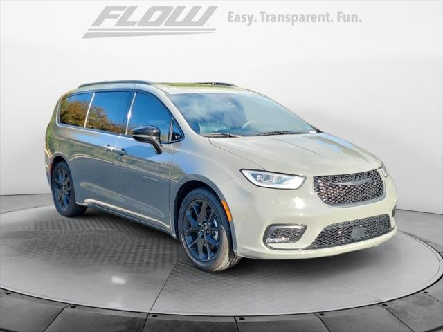 2025 Chrysler Pacifica Limited for sale in Charlottesville, VA