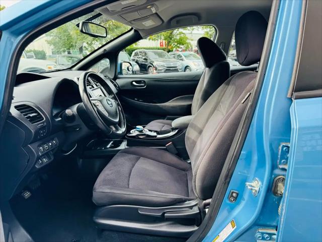 2013 Nissan LEAF SV