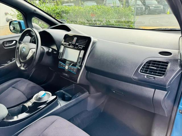 2013 Nissan LEAF SV