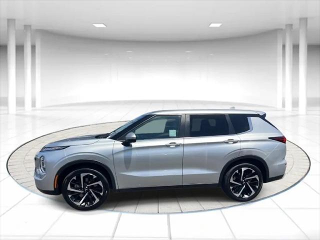 2024 Mitsubishi Outlander SE Black Edition S-AWC