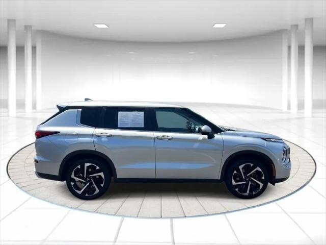 2024 Mitsubishi Outlander SE Black Edition S-AWC