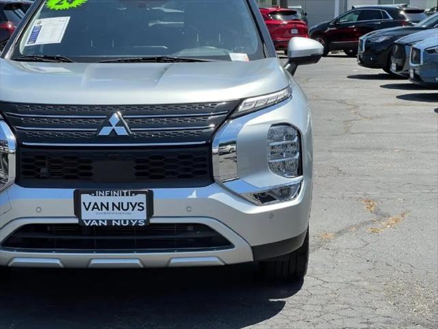 2024 Mitsubishi Outlander SE Black Edition S-AWC