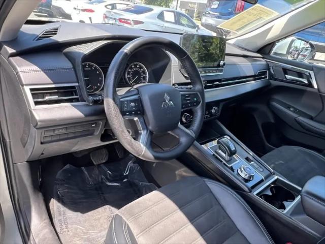 2024 Mitsubishi Outlander SE Black Edition S-AWC