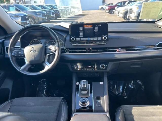 2024 Mitsubishi Outlander SE Black Edition S-AWC