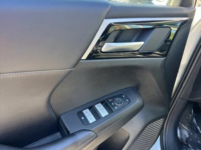 2024 Mitsubishi Outlander SE Black Edition S-AWC