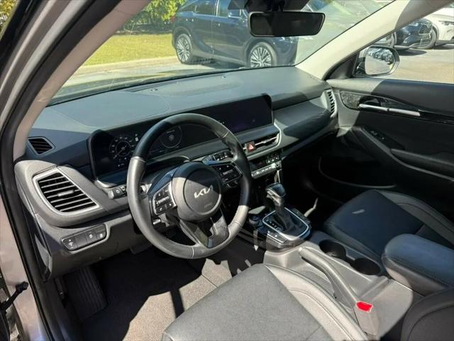 2025 Kia Seltos EX