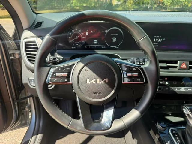 2025 Kia Seltos EX